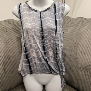 Olivia Rae Tank Top. Size XL
